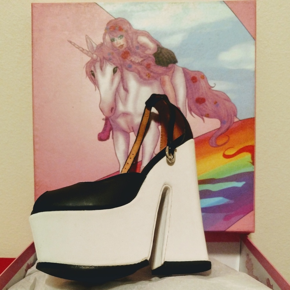 Jeffrey Campbell Right Now